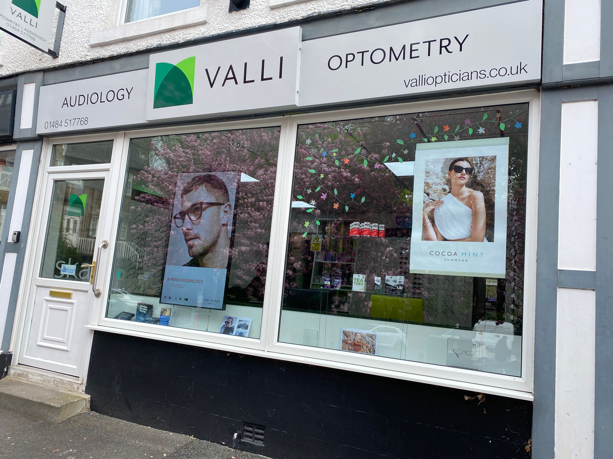 Valli Almondbury Huddersfield image one