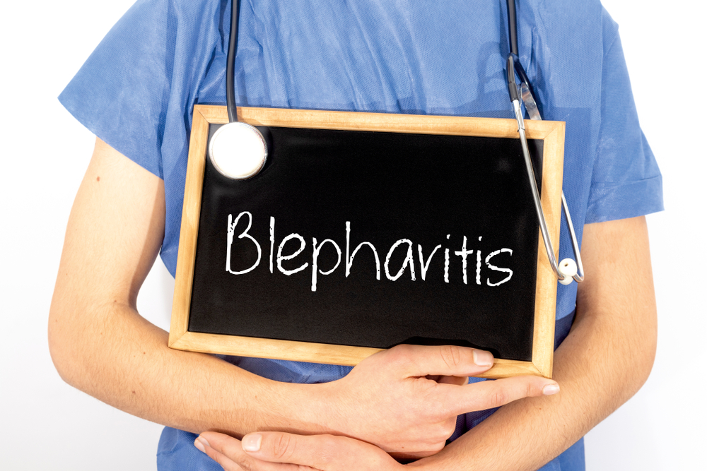 What is blepharitis? image